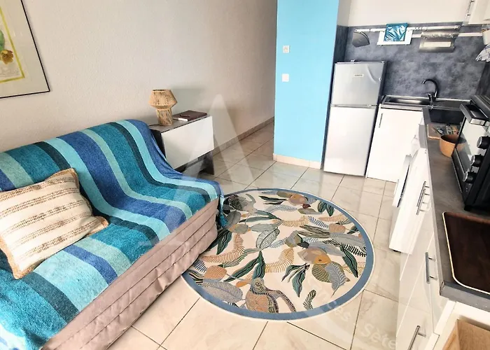 4 Personnes Avec Terrasse Vue Mer, Climatisation Et Parking *